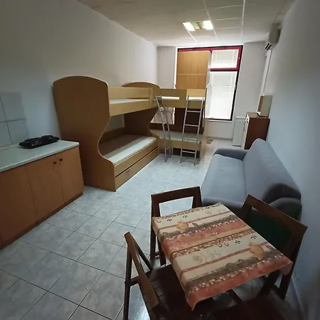 Room 400 M From The Beach Izola Exterior photo